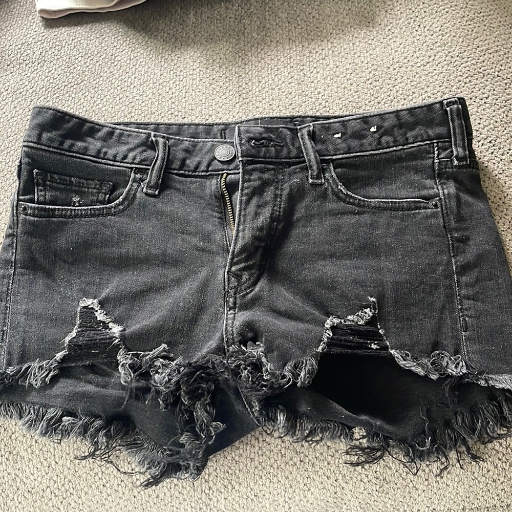 Worn once EXPRESS jean shorts!